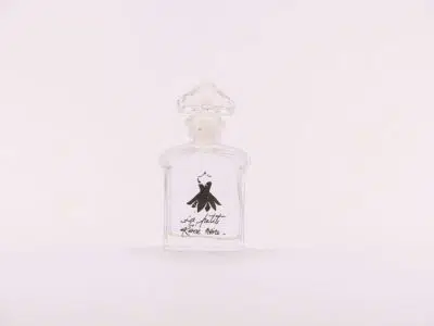 La petite robe noire - Ma robe pétales