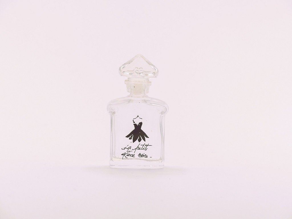 La petite robe noire - Ma robe pétales